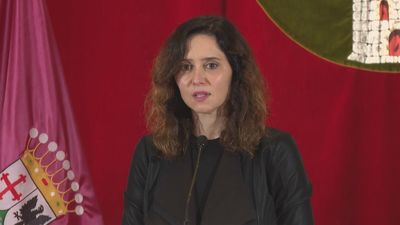 Ayuso critica que el Gobierno no pone en marcha la construcción de vivienda y el fin de las ‘Golden Visa’