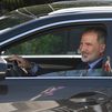 Felipe VI visita a la reina Sofía en la clínica donde se recupera de la infección urinaria