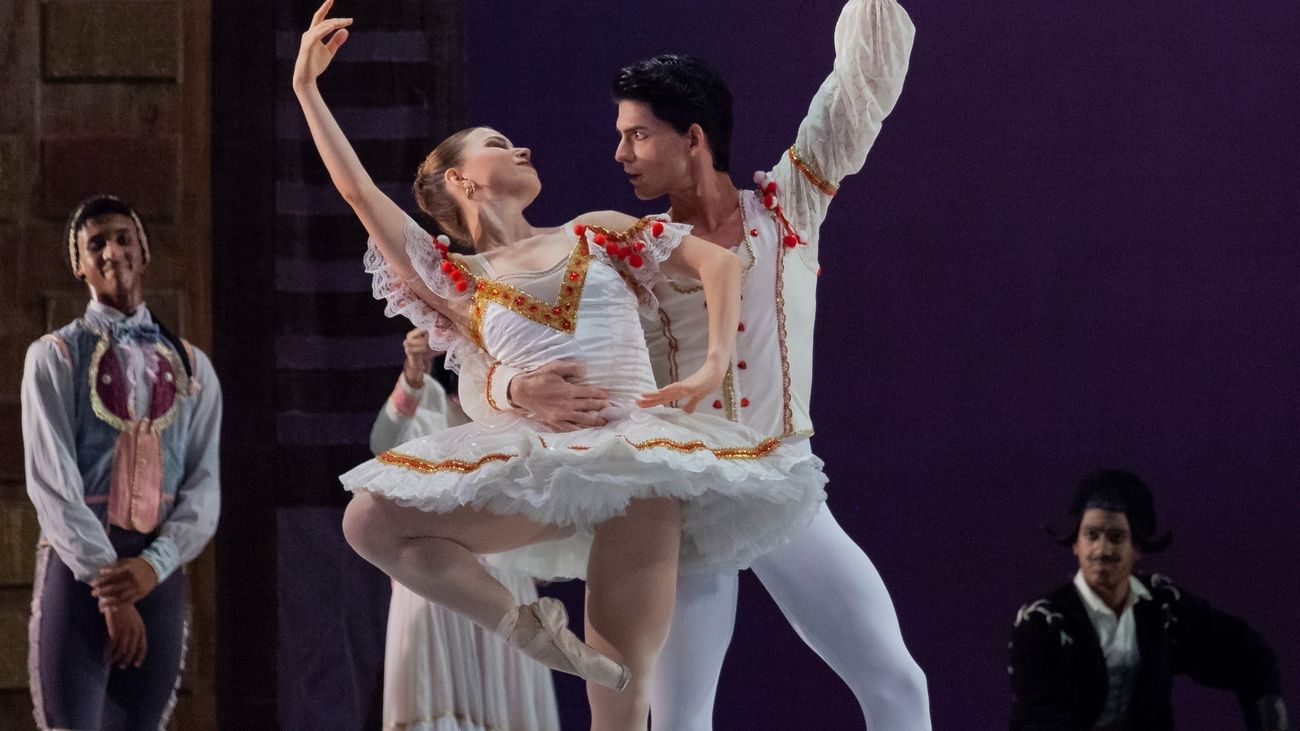 Representación de 'Don Quijote' por el Ballet Nacional de Cuba