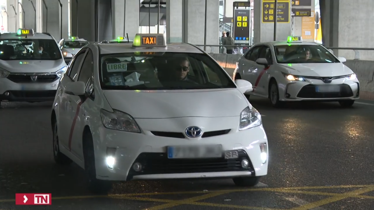 La Comunidad de Madrid creará una app para reservar taxis y VTC adaptados a personas con movilidad reducida