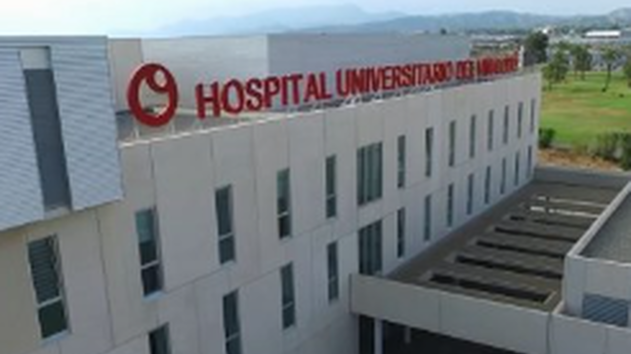 Intenta degollar a su pareja tras dar a luz en un hospital de Elche