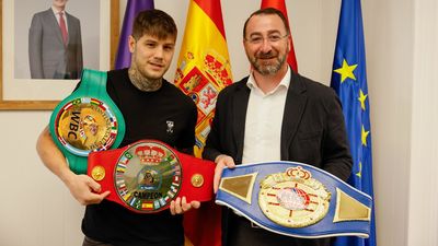 Colmenar homenaje al boxeador José Ramos Savín, 'El Tornado', ganar el título WBF