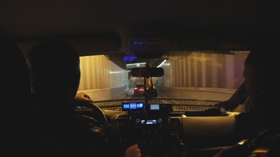 Noche de servicio con la Unidad de Prevención y Reacción de la Policía Nacional