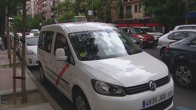 El ayuntamiento consultará a los madrileños antes de modificar la ordenanza del Taxi
