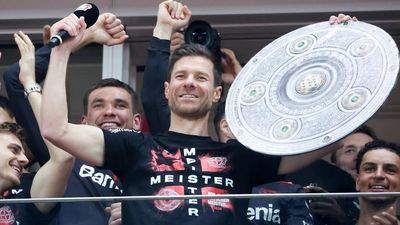 El Leverkusen de Xabi Alonso, de la lucha contra el descenso a la hazaña del título
