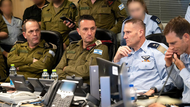 Autoridades militares de Israel se reúnen en medio del ataque de Irán / EFE