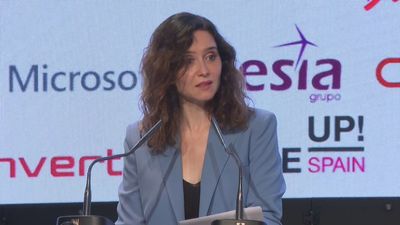 Ayuso critica "la política frentista" del Gobierno de Sánchez que hace "un daño incalculable a la economía"