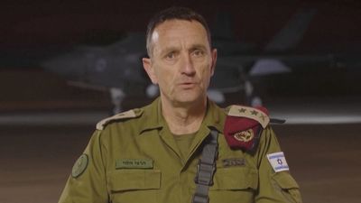 Israel sigue debatiendo cómo responder al ataque iraní y reclama más sanciones