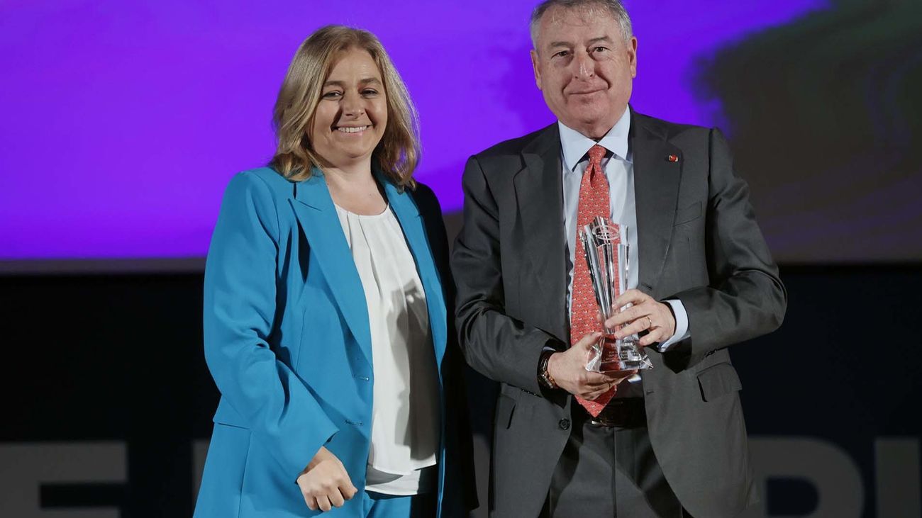 José Antonio Sánchez, Premio MAPOMA 2024 por el apoyo histórico de Telemadrid al Maratón de Madrid