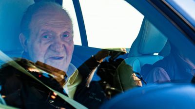 El Rey Juan Carlos, de vuelta a España apenas una semana después de su última visita