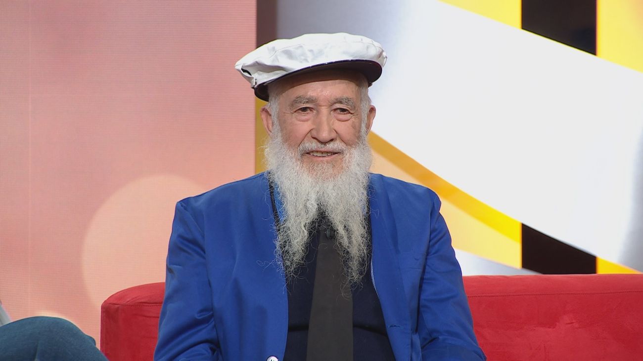 Conocemos a Matías, el taxista solidario: una vida dedicada a ayudar a los demás