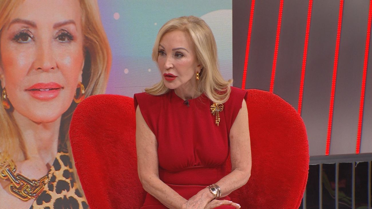 Carmen Lomana sobre Agatha Ruiz de la Prada: “Me tiene un poco de miedo”
