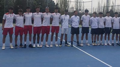 Doblete de la Universidad Europea en el regional cadete por equipos de tenis