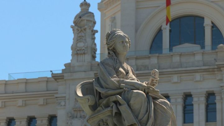 Descubre la historia detrás de los monumentos más emblemáticos de Madrid