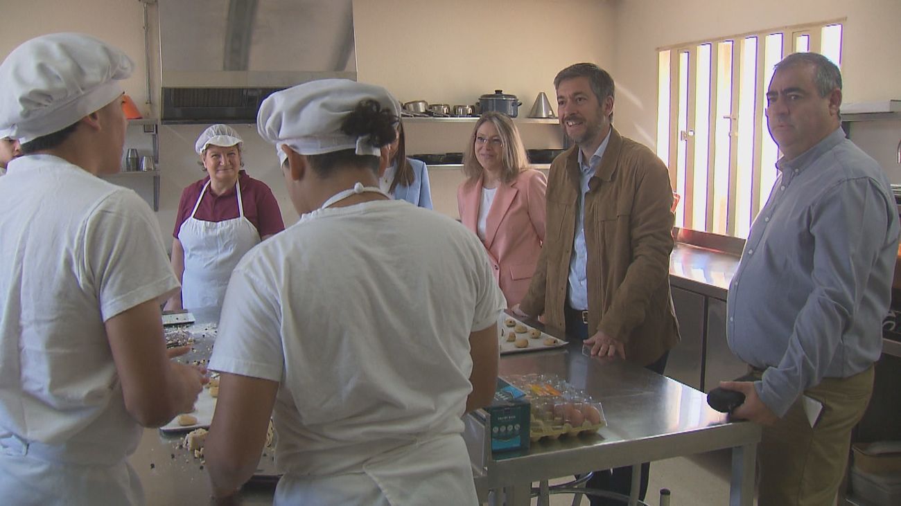 La Comunidad de Madrid desarrolla programas educativos para la reinserción de menores infractores