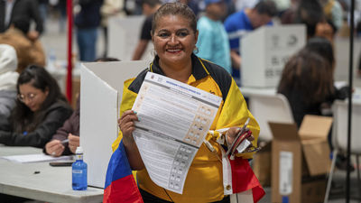 67.000 ecuatorianos votan en Madrid en un referéndum sobre justicia y seguridad