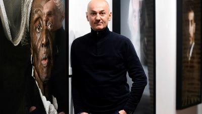 Muere a los 60 años el fotógrafo francés Pierre Gonnord, autor del retrato de Zapatero