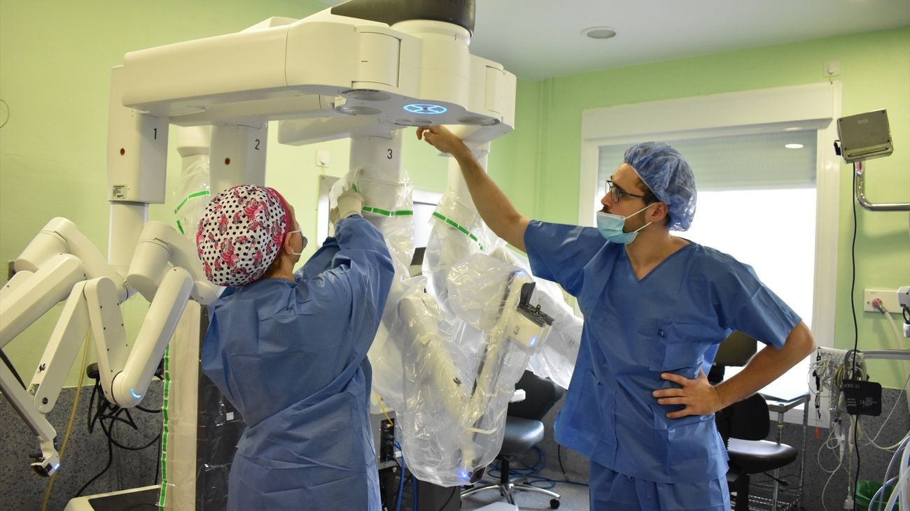 Preparación del robot por enfermería para la intervención de cirugía torácica con el robot Da Vinci