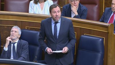 Óscar Puente garantiza que los españoles no pagarán por el uso de las autovías esta legislatura