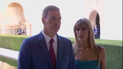 "De enésima pirueta" a "coraje y dignidad"; reacciones a la carta de Pedro Sánchez