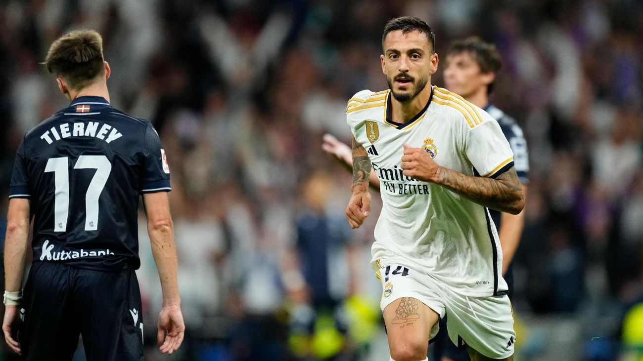 Joselu ante la Real Sociedad