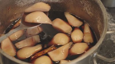 Conservamos peras al vino en Camarma de Esteruelas