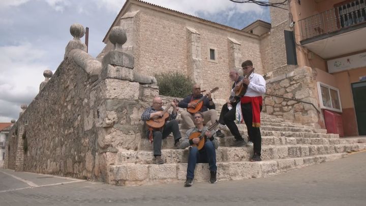 Belmonte de Tajo acoge el tradicional Encuentro de Mayos