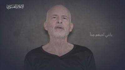 Hamás publica un vídeo con dos rehenes mientras sus familiares presionan a Netanyahu