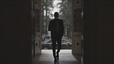 Sánchez agota el plazo para decidir su futuro y el del Gobierno, refugiado en Moncloa y sin dar pistas