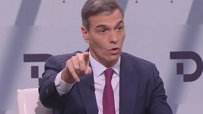 Sánchez apunta a los medios de comunicación y los jueces en su plan de regeneración