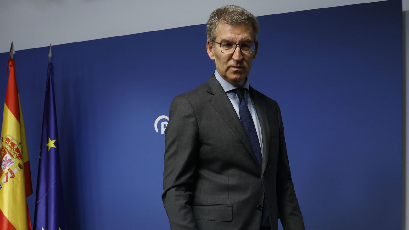 Feijóo pide a Sánchez que rectifique: "Jamás he dicho  que ninguna mujer se quede en casa, tampoco la suya"