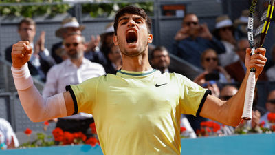 Alcaraz sufre ante Struff para meterse en cuartos del Open de Madrid