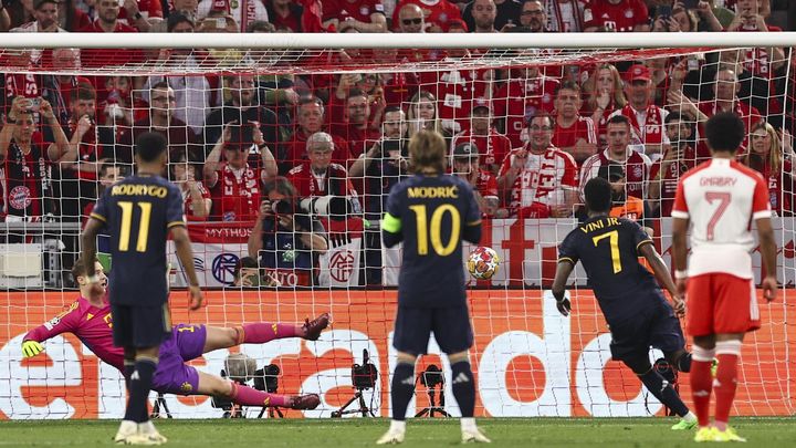 Vinicius ante el Bayern Munich / EFE