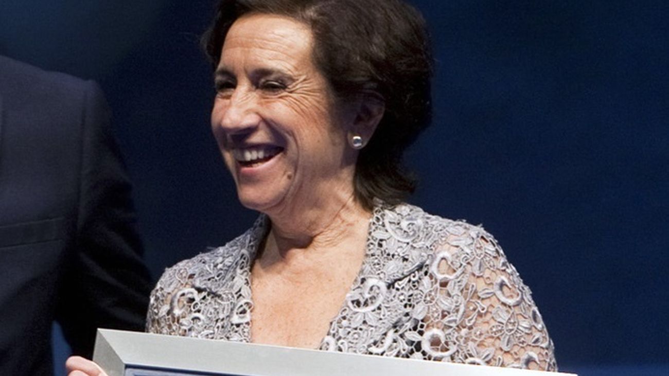 Compañeros y amigos despiden a Victoria Prego en la capilla ardiente del Tanatorio La Paz