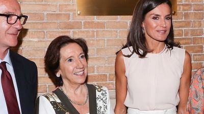Los Reyes recuerdan a Victoria Prego como "la voz que nos dio las claves de la Transición"