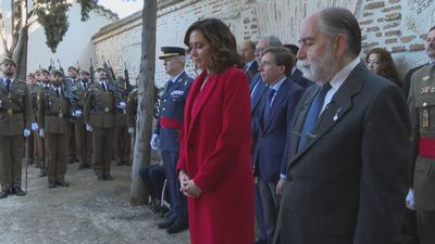 Ofrenda floral y homenaje a los héroes del 2 de mayo