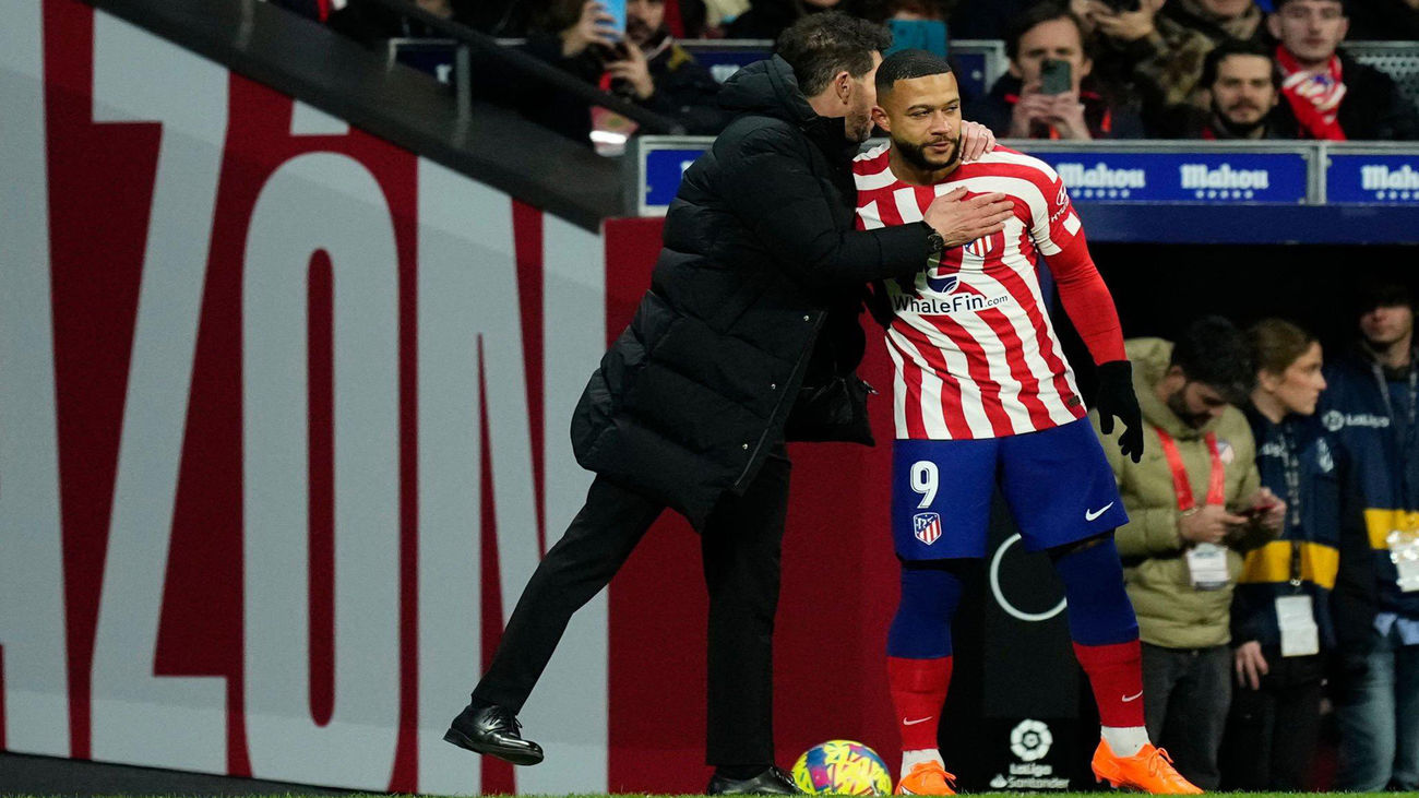 Simeone tira de ironía: "¿La vuelta de Memphis? Falta poco, está la Eurocopa"