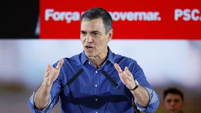 Sánchez endurece su discurso en la campaña de las elecciones catalanas