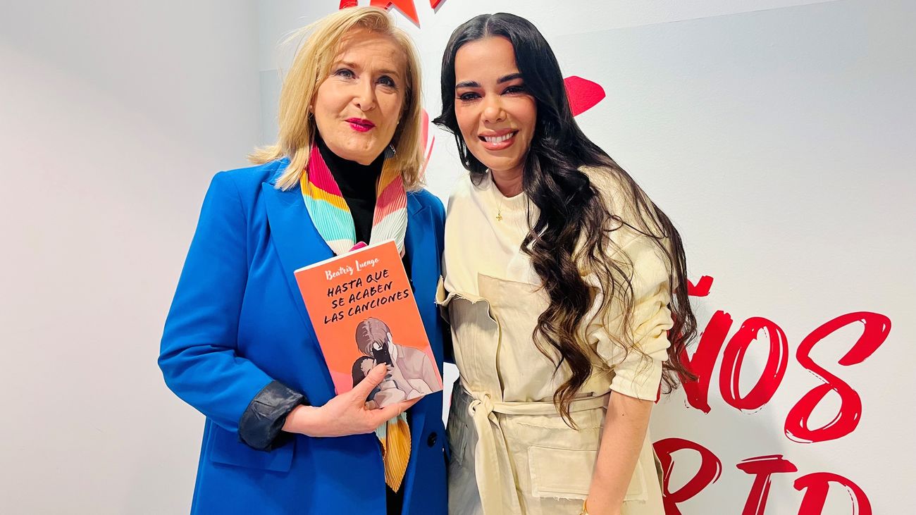 Beatriz Luengo: "En mi novela hago una crítica sobre la enfermedad de guardar las apariencias"