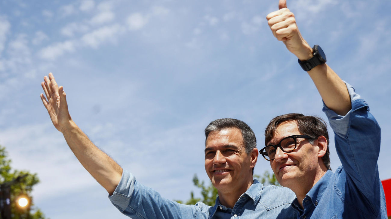 Sánchez vuelve a cargar contra el PP acusándoles de pone en marcha "la maquinas del fango"·