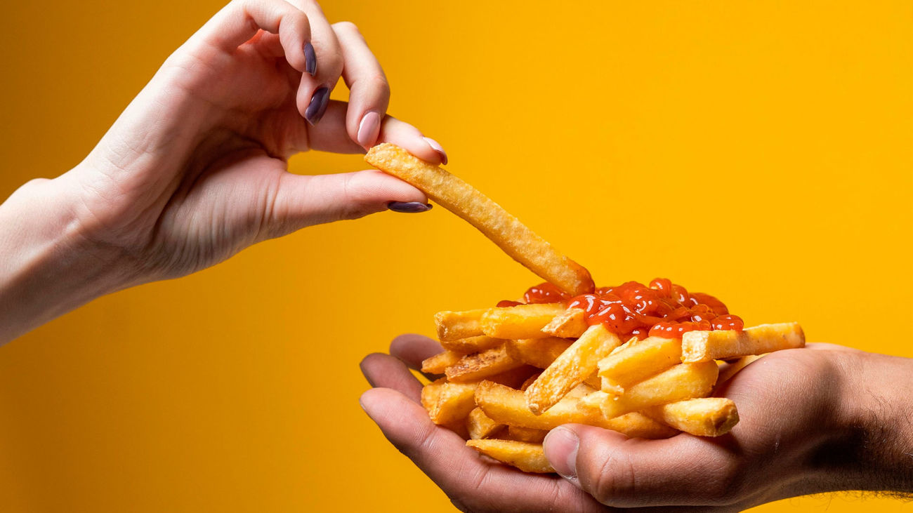 ¿Hambre real o emocional? Aprende a distinguirlo y vuelve a escuchar a tu cuerpo