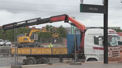 Extremadura, sin trenes  por las obras del AVE incompatibles con la circulación ferroviaria