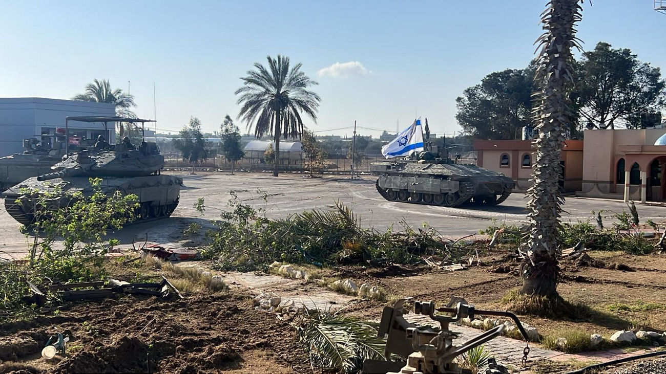 El Ejército de Israel confirmó este martes haber tomado el control del lado gazatí del cruce de Rafah con tanques,
