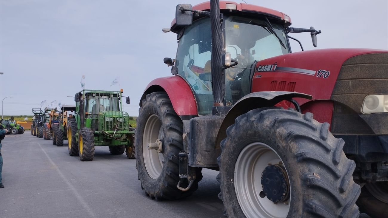Las asociaciones agrarias exigen soluciones para el campo español