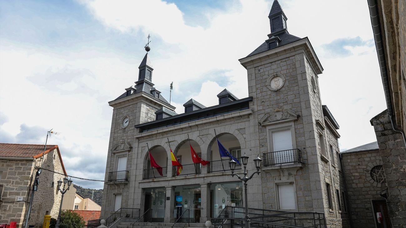 La Academia de Cine "lamenta" el cambio de nombre de la Plaza de Francisco Rabal en Alpedrete