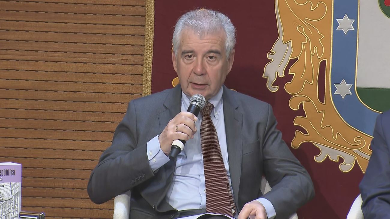 Pedro Montoliú presenta 'Madrid en la República', un retrato pormenorizado de la historia de la capital entre 1931 y 1936