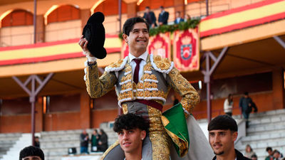 Adame y los toros de Fraile de Valdefresno y Buenavista triunfan en San Martín de Valdeiglesias