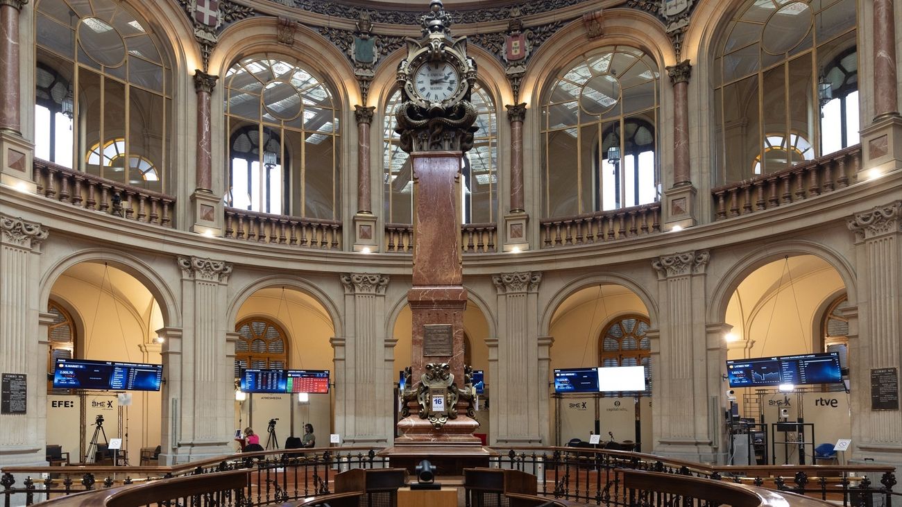 BBVA se desploma en Bolsa un 6,71% tras la OPA hostil sobre el Sabadell que sube un 3,17%