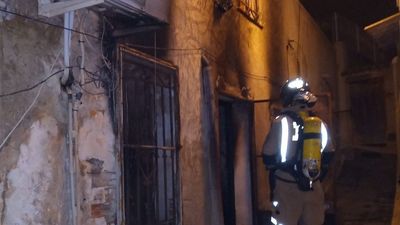 Mueren 3 personas en el incendio de una vivienda en Ricote, Murcia