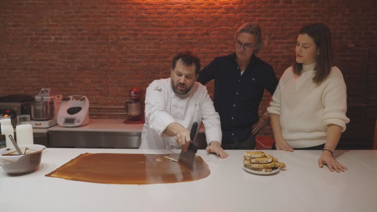 Helado de pan, aceite y chocolate